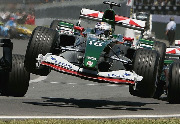Schumacherův rekordní sedmý triumf na stejné trati