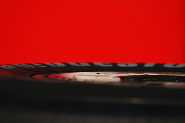 Bridgestone nebude měnit strategii použití pneumatik