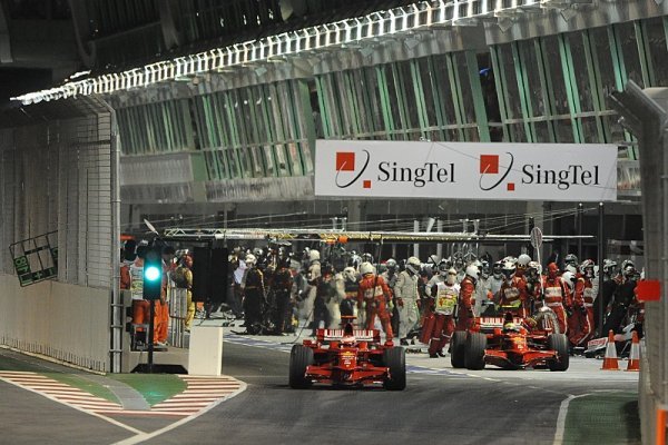 Ferrari opět nahradí muže s lízátkem semaforem