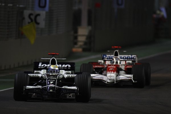Prohodí si Williams a BMW jezdce? Prohodí si Williams a BMW jezdce?
