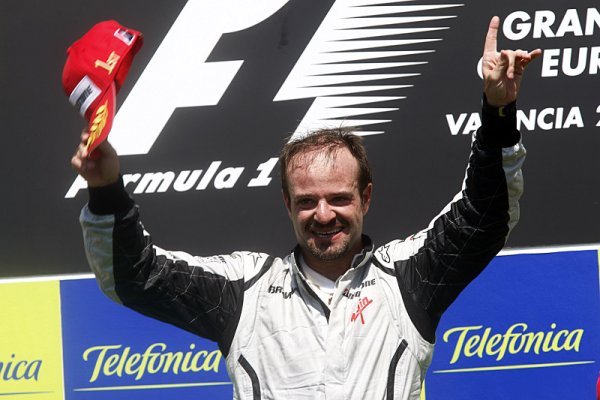 Barrichello by titul dopřál Massovi