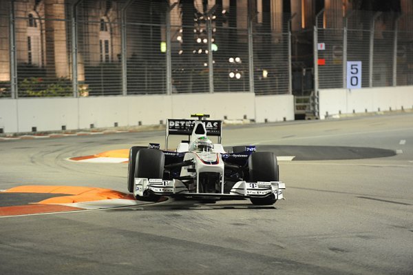 Nick Heidfeld dnes odstartuje z boxové uličky Nick Heidfeld dnes odstartuje z boxové uličky