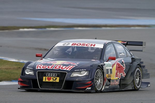 Ekström porazil aspiranty na titul a vybojoval pole position Ekström porazil aspiranty na titul a vybojoval pole position