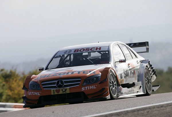 Jezdce Audi srazil defekt, Gary Paffett vítězí Jezdce Audi srazil defekt, Gary Paffett vítězí