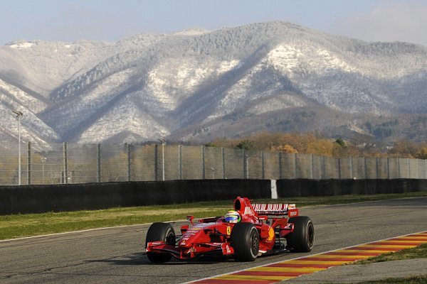 Formule 1 bude příští rok znovu testovat v Mugellu