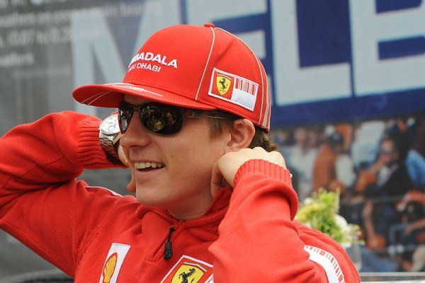 Räikkönen se ohledně své budoucnosti rozhodne v půlce roku