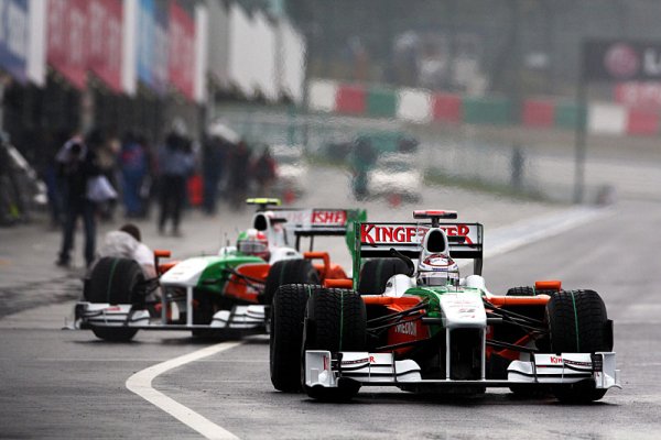 Force India si ponechá Sutila i Liuzziho Force India si ponechá Sutila i Liuzziho