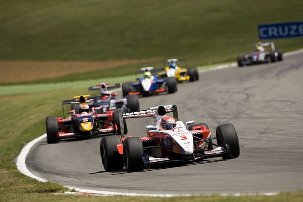 Fotomozaika IFM z Brands Hatch Fotomozaika IFM z Brands Hatch