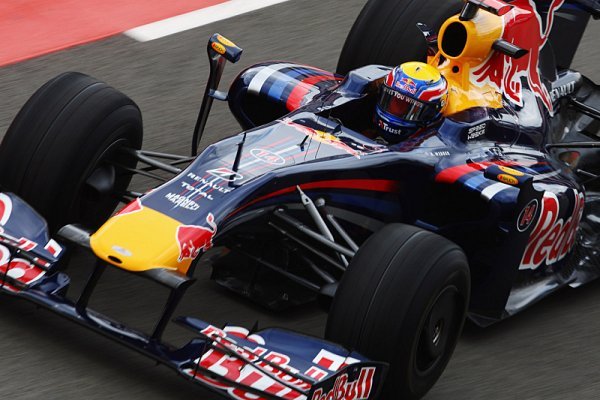 Webber podepsal s Red Bullem smlouvu na sezónu 2010