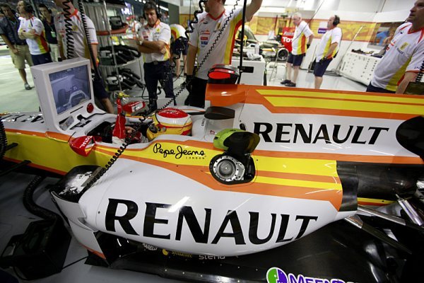 Renault zvažuje hned několik nabídek na převzetí týmu Renault zvažuje hned několik nabídek na převzetí týmu