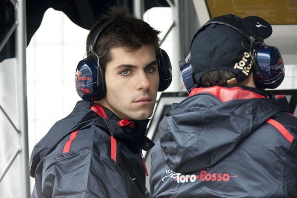Jaime Alguesuari potvrzen u Toro Rosso Jaime Alguesuari potvrzen u Toro Rosso