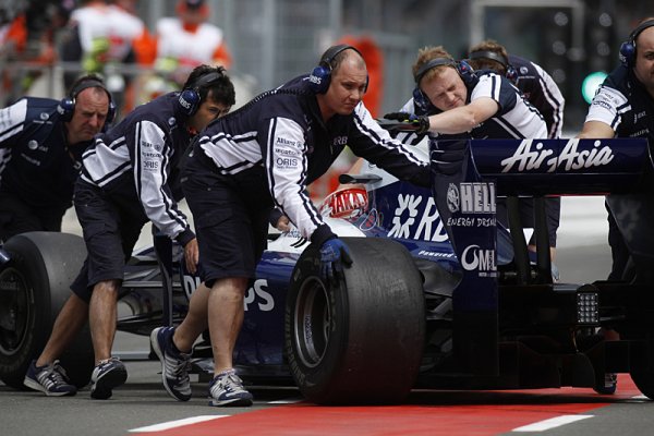 Williams a Head prodali část svého podílu v týmu Williams a Head prodali část svého podílu v týmu