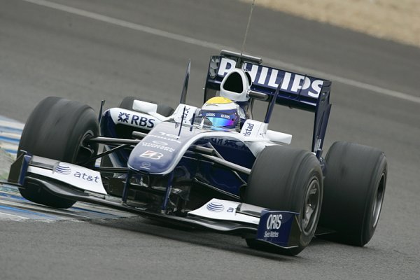 Williamsům a Räikkönenovi patří úvodní trénink celé sezony