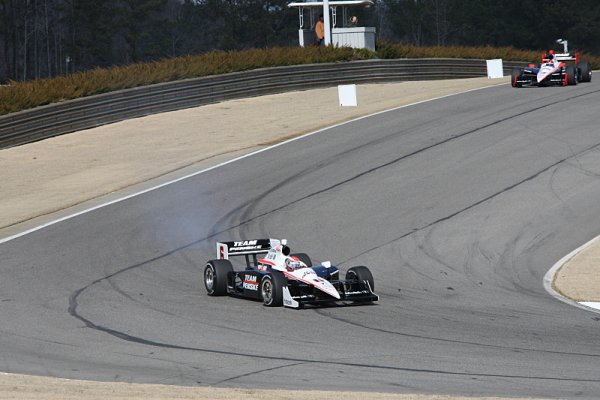 Jezdci IndyCar testovali v Alabamě, Power nejrychlejší