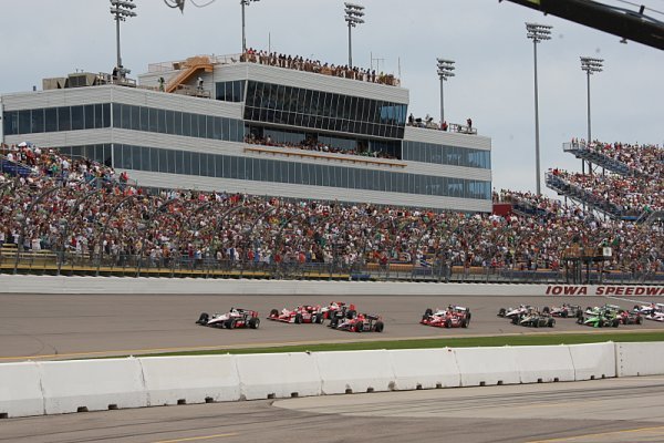 IndyCar míří do Iowy, Gutiérreze čeká oválový debut