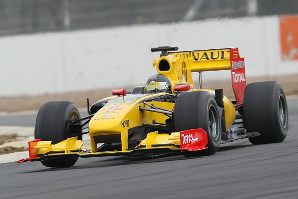 Jan Charouz testoval monopost F1 týmu Renault