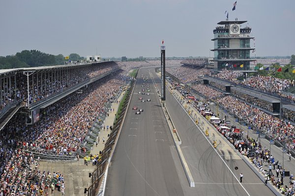 Vyprodáno! Po lístcích na letošní Indy500 se zaprášilo