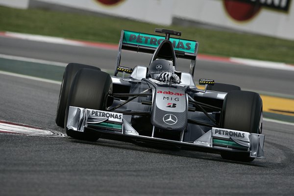 Schumacher požádal o prohození čísel s Rosbergem Schumacher požádal o prohození čísel s Rosbergem