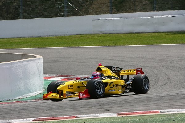 Navarra - Premiérová sezona šampionátu AutoGP vrcholí
