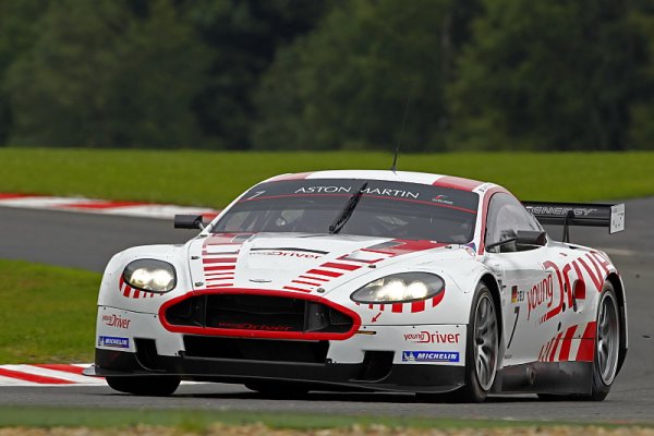 GT1 - Tomáš Enge si ze Spa-Francorchamps odváží osm bodů 