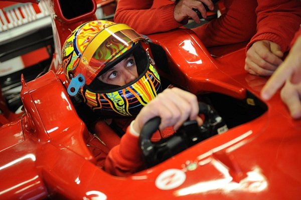 Valentino Rossi zakončil své dvoudenní testování formule 1