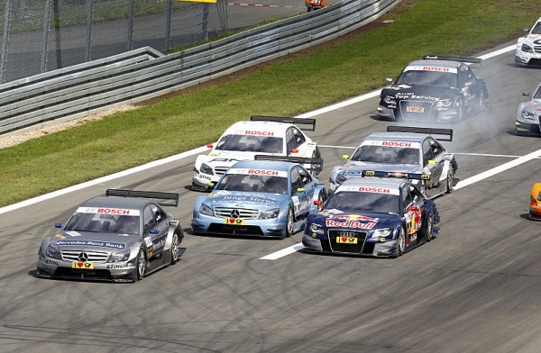 Mercedes ovládl Nürburgring, Spengler vítězí Mercedes ovládl Nürburgring, Spengler vítězí