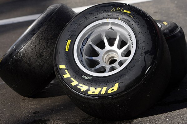 FIA hledá nového dodavatele pneumatik