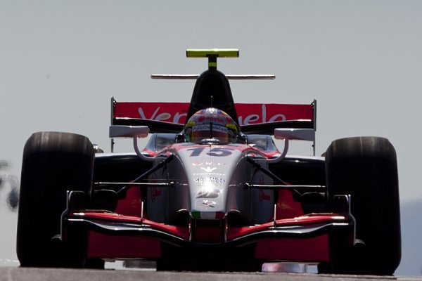 Maldonado pátým vítězem v pěti závodech, Král šestnáctý