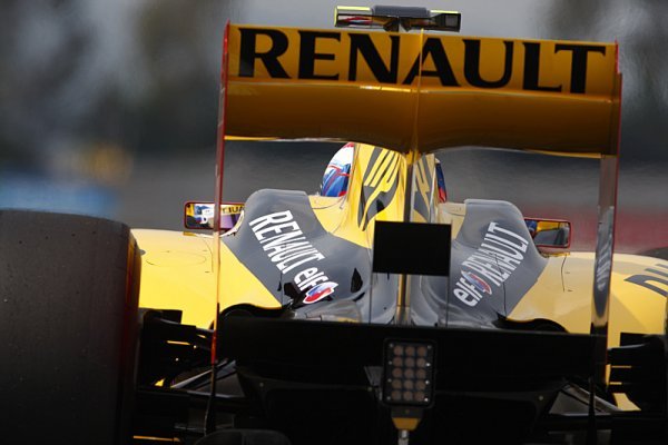 Představení továrního týmu Renaultu online Představení továrního týmu Renaultu online