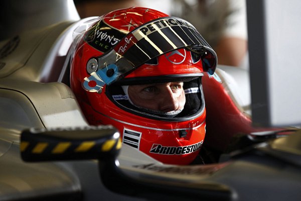 Schumacher chce v kvalifikaci útočit na první pětku