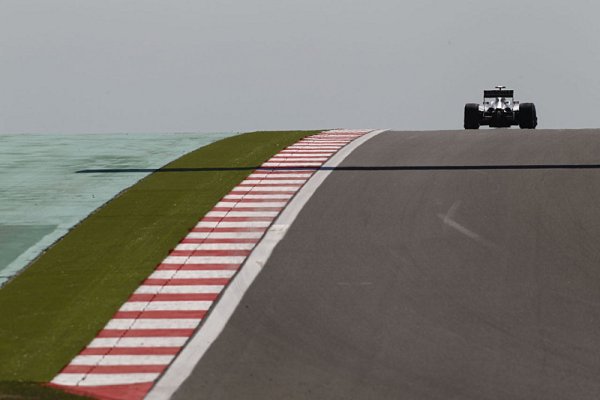 FIA stanovila zónu pro aktivaci DRS v Turecku FIA stanovila zónu pro aktivaci DRS v Turecku
