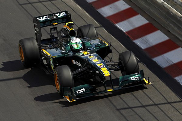 Potvrzeno: Lotus od sezóny 2011 s motory Renault Potvrzeno: Lotus od sezóny 2011 s motory Renault