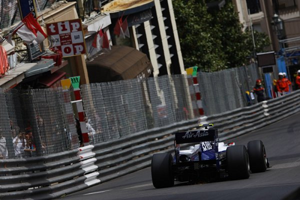 Williams zveřejnil příčiny havárií svých jezdců v Monaku Williams zveřejnil příčiny havárií svých jezdců v Monaku