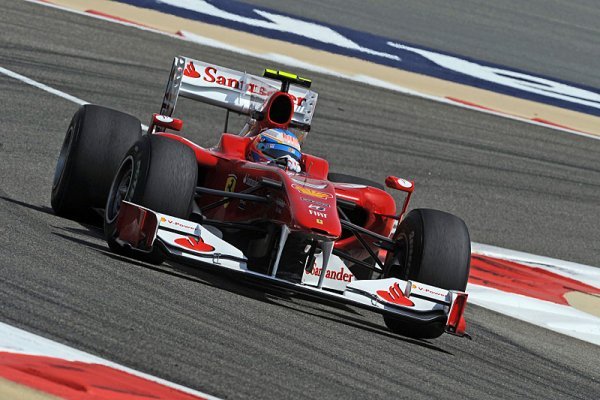 Generálku před kvalifikací zvládl nejlépe Fernando Alonso