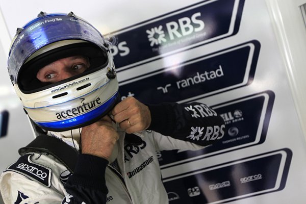 Barrichello kritizuje Hamiltonovo kličkování