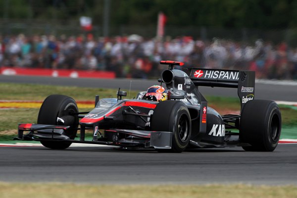Narajn Kartykejan se vrací do F1, pojede za tým HRT Narajn Kartykejan se vrací do F1, pojede za tým HRT