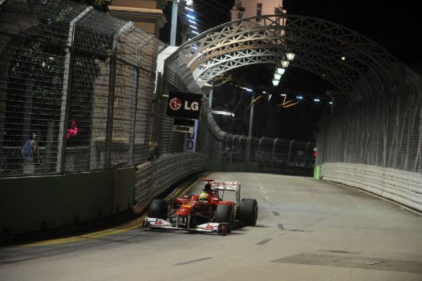 Ferrari mění Felipemu Massovi motor Ferrari mění Felipemu Massovi motor