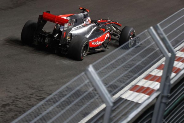 McLaren povzbudila jeho kvalifikační forma v Singapuru McLaren povzbudila jeho kvalifikační forma v Singapuru