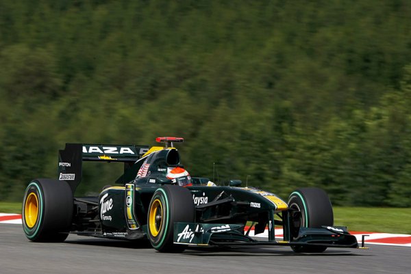 Lotus bude používat převodovky a hydrauliku Red Bullu