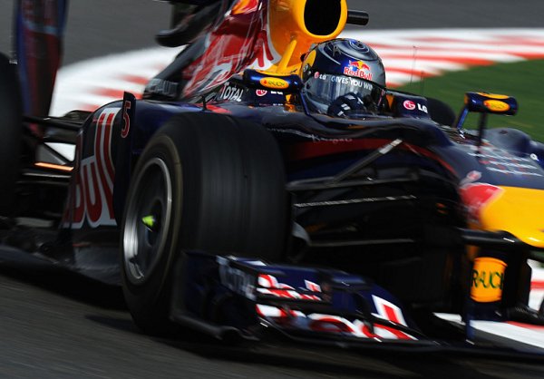 Red Bull popřel, že by ztrácel kvůli úpravě křídel Red Bull popřel, že by ztrácel kvůli úpravě křídel