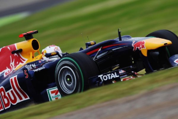 Red Bull potvrdil formu, Vettel s Webberem v první řadě