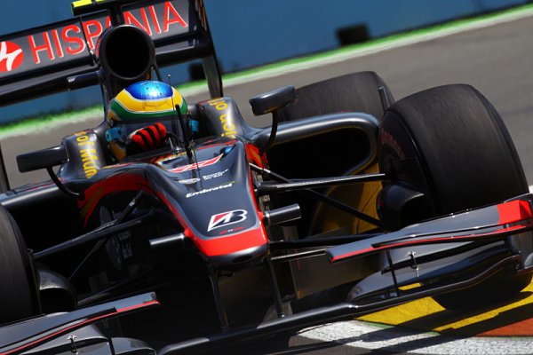 Senna bude pokračovat za volantem HRT ve zbytku sezóny Senna bude pokračovat za volantem HRT ve zbytku sezóny