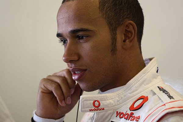 Hamilton ujistil, že zůstává plně zavázaný McLarenu