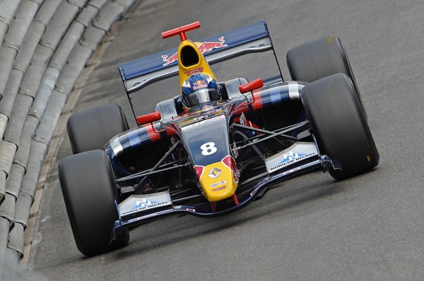 V Monaku si pole position vyjel Ricciardo, Salaquarda sedmý V Monaku si pole position vyjel Ricciardo, Salaquarda sedmý