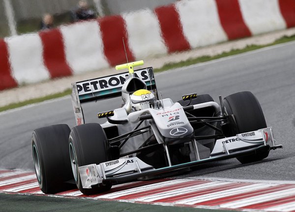 Rosberg očekává, že se Mercedes zlepší