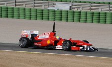 Také druhý den testů zakončil nejlépe Felipe Massa