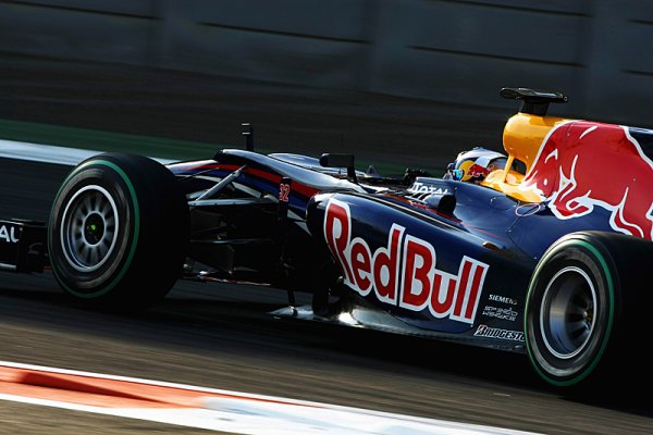 Ricciardo stále dominantní, Král debutoval v barvách HRT Ricciardo stále dominantní, Král debutoval v barvách HRT
