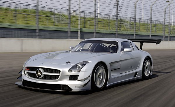 Gravity-Charouz Racing otestoval Mercedes SLS AMG GT3 Gravity-Charouz Racing otestoval Mercedes SLS AMG GT3