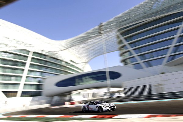 Tomáš Enge odstartuje sezónu FIA GT1 World v Abu Dhabi Tomáš Enge odstartuje sezónu FIA GT1 World v Abu Dhabi