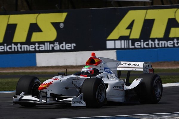 Carroll hned při debutu vybojoval pole position Carroll hned při debutu vybojoval pole position